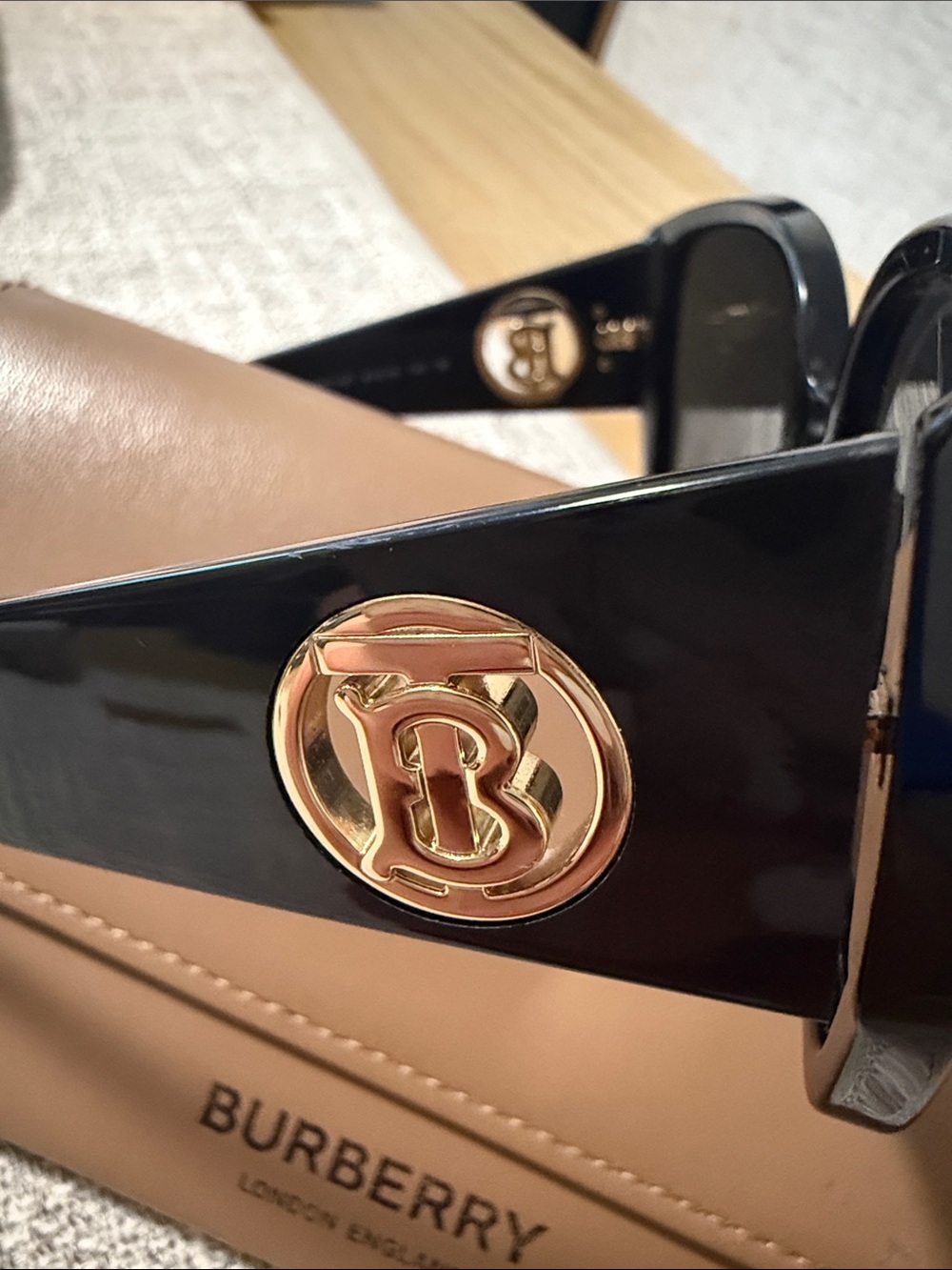 Burberry Black Oversized Square Women's Sunglasses - Picture 5 of 6